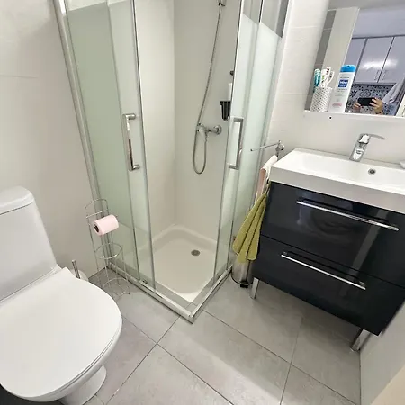 Apartament T2 Climatise Avec Terrasse A Pour 3 Personnes - Fr-1-781-108 *